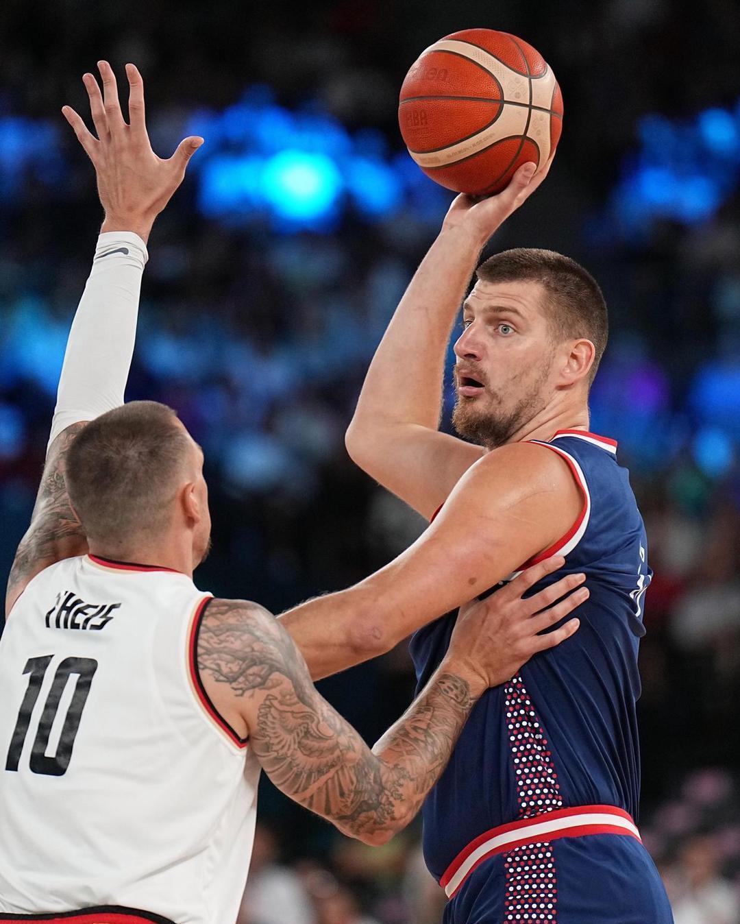 包含达拉斯独行侠迎欧超杯关键赛；今晨远射贴柱；管理层满意；临场指挥获称赞的词条