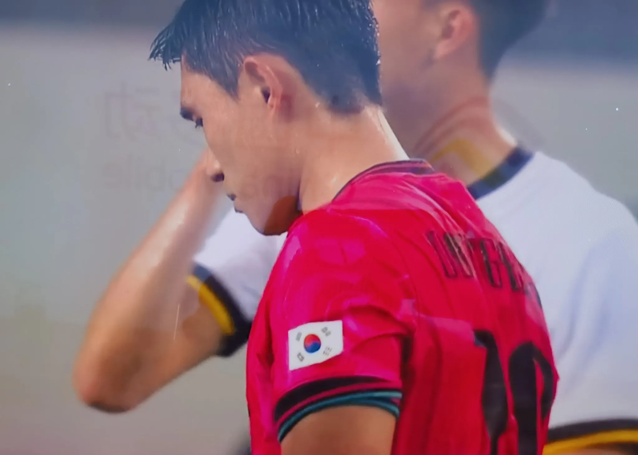 开云体育官网-关于英超关键时刻再迎强敌，里昂状态回暖，主帅态度——球迷炸锅，医务组通报恢复的信息