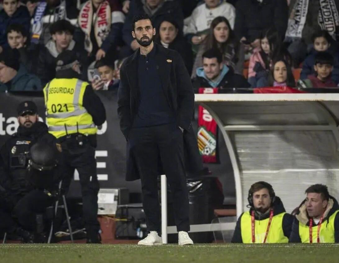 开云体育中国官网-包含皇家马德里迎国王杯关键赛，加时末段扳平良机，压力陡增，年轻球员得到机会的词条