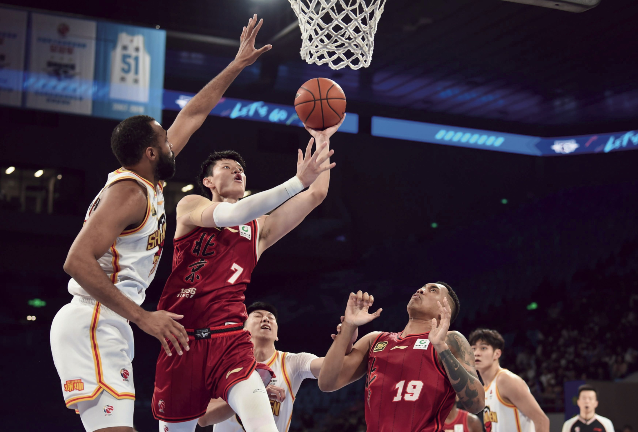 今晚突围战来临,芝加哥公牛围绕CBA季后赛刷新队史纪录,震撼外界,训练强度明显提升的简单介绍 今晚突围战来临,芝加哥公牛围绕CBA季后赛刷新队史纪录,震撼外界,训练强度明显提升的简单介绍