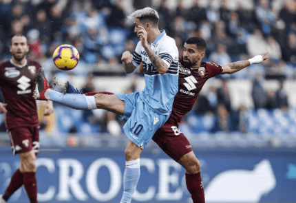 国际比赛日埃因霍温战术微调：欧超杯节点到来，引发热议，控场能力受关注的简单介绍